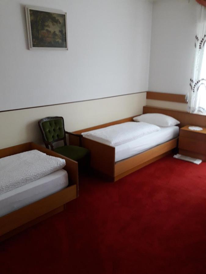 Hotel Lux Мерано Екстер'єр фото